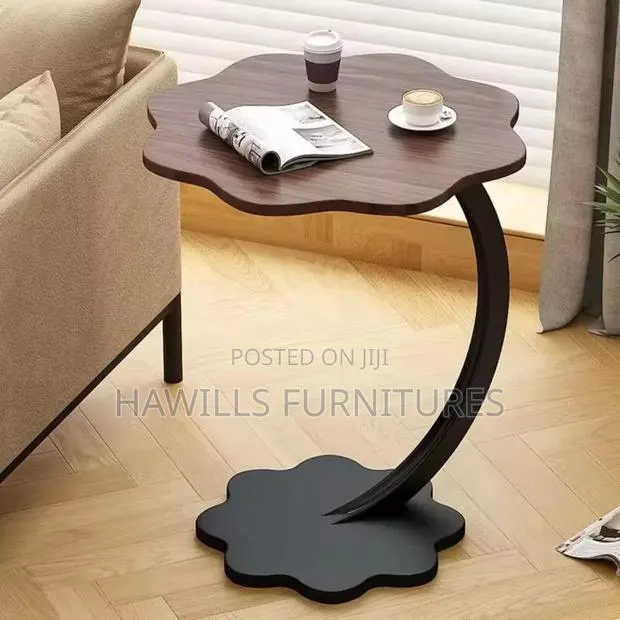 Table With Metal Frame 40*38*62cm · Photo 1