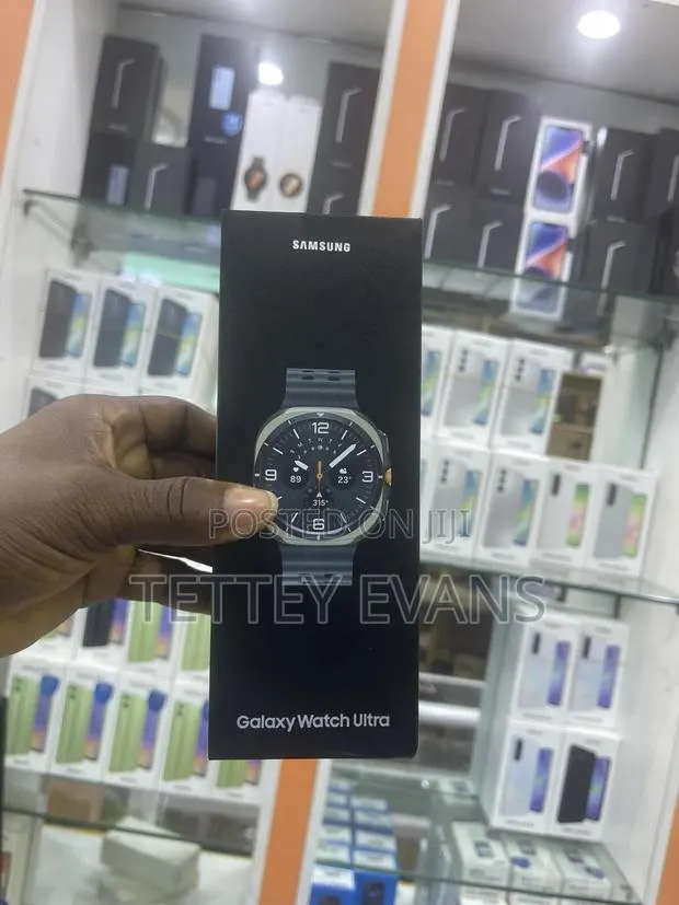 Samsung Galaxy Watch Ultra · Photo 1
