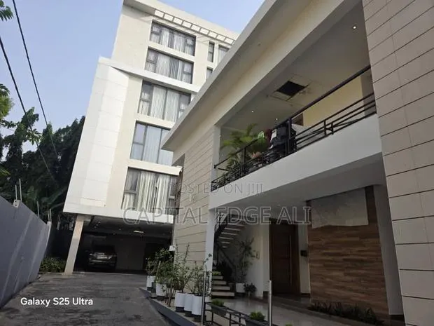 Furnished 3bdrm Apartment in Airport Residential Area for rent · Photo 1