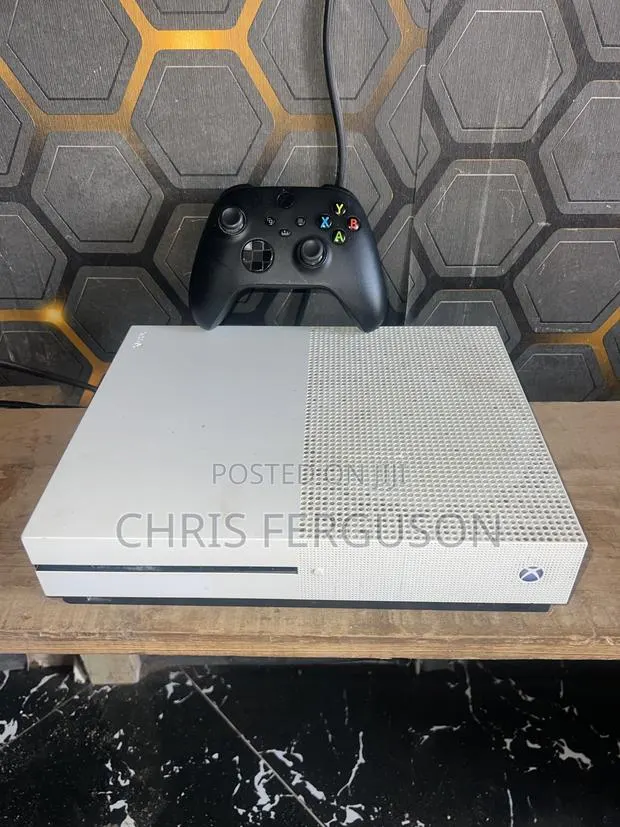 Xbox One S Bundle – FC 27, GTA V, Tomb Raider, Mad Max & More! · Photo 1