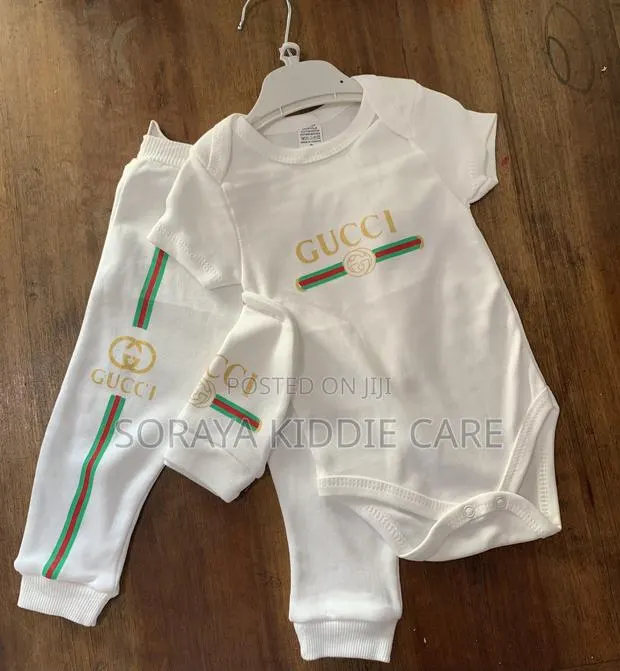 Gucci Bodysuit Set · Photo 1