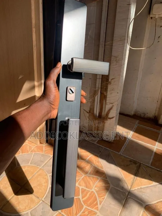 Door Locks · Photo 1