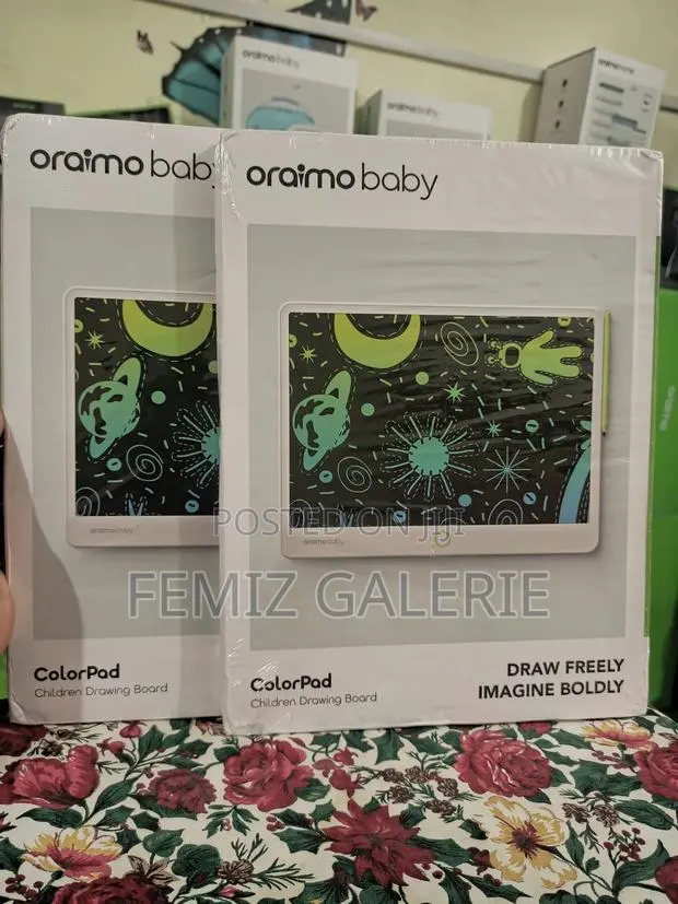 Oraimo Eye-Friendly Multicolor Children Drawing Board · Photo 1