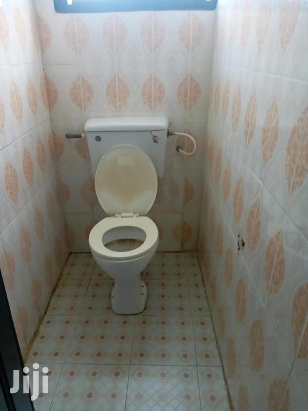 Extreme Chamber and Hall S/C Dansoman · Photo 4