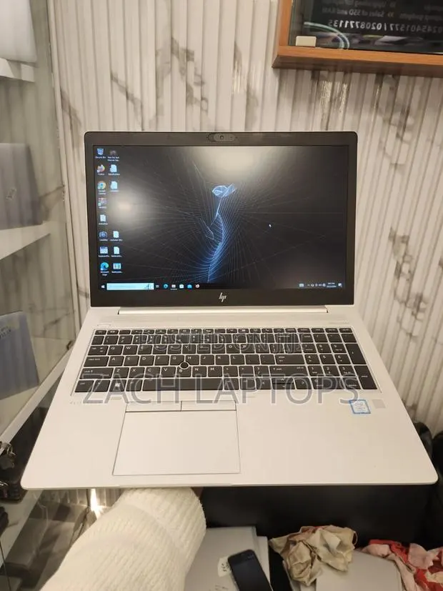 Laptop HP EliteBook 850 G6 8GB Intel Core i5 SSD 256GB · Photo 1