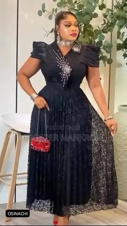 Ladies Black Dress · Photo 1