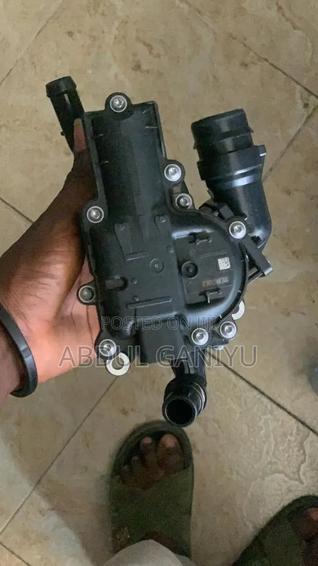 2018-2022 Hyundai Tucson,Accent Thermostat Assembly · Photo 1