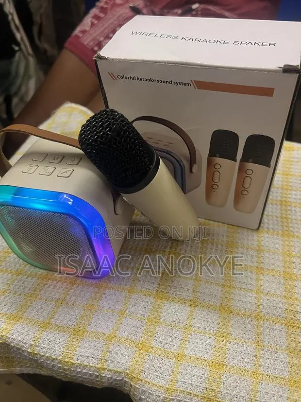 Wireless KARAOKE Speaker · Photo 1