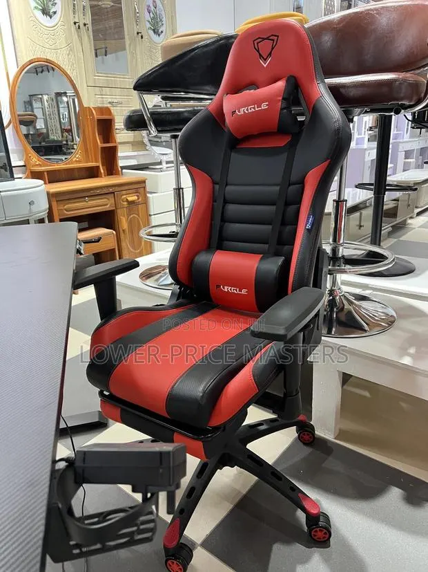 Luxury Gaming Chair · Photo 1