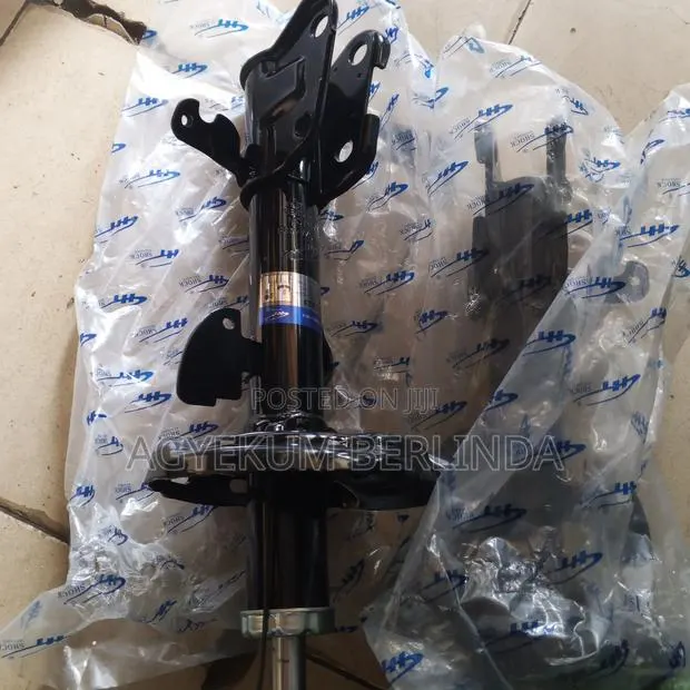 Honda Pilot 2008 to 2015 Front Shocks Pair · Photo 1