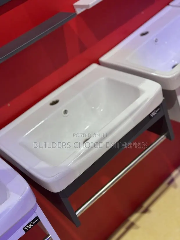 Basin Mirror With Shelve · Photo 5