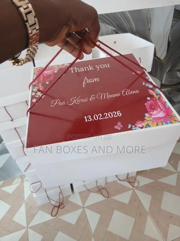 Customized Square Box for Events · Photo 1