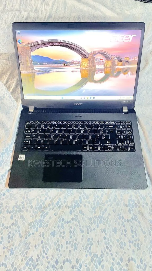 Laptop Acer TravelMate P2 15 8GB Intel Core i5 SSD 256GB · Photo 1