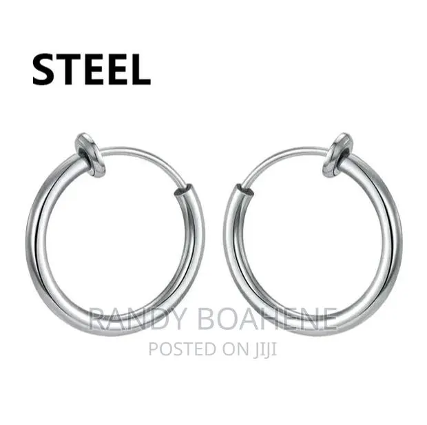 Men Clip Earring · Photo 1