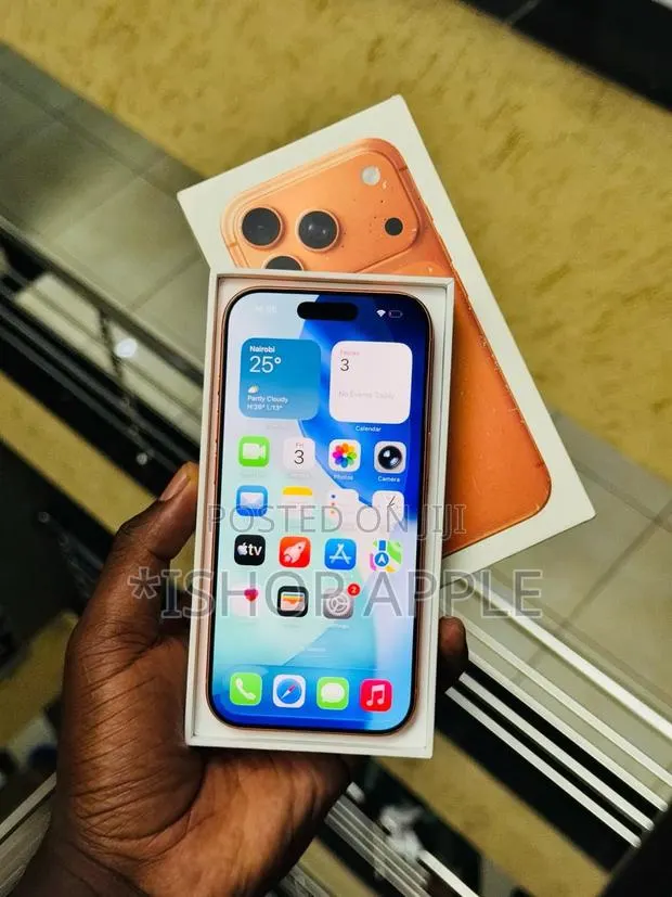 Apple iPhone 17 Pro 512 GB Orange · Photo 1