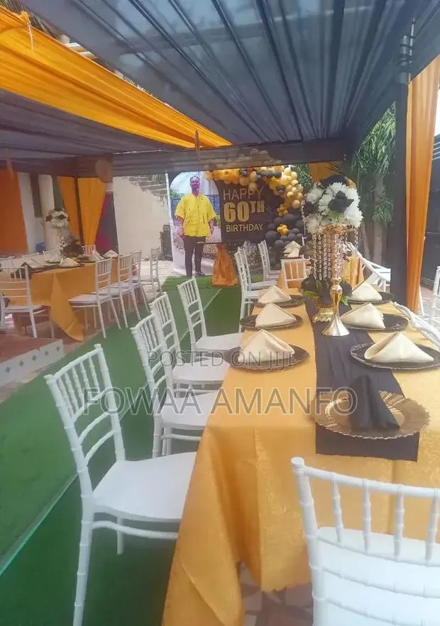 Table Set-Up and Fabric Work · Photo 1