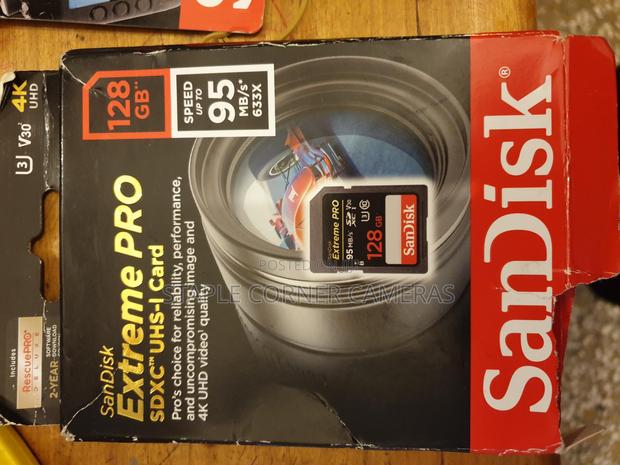 CF And SD Cards Various Sizes · Photo 4