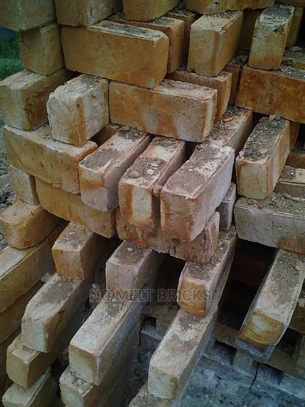 Clay Burnt Bricks Solid · Photo 1