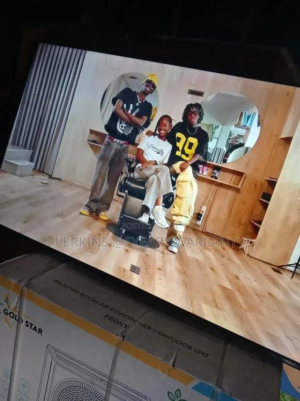 Access All Streaming Apps With Less Stress Form 50 Qled TCL Tv · Photo 1
