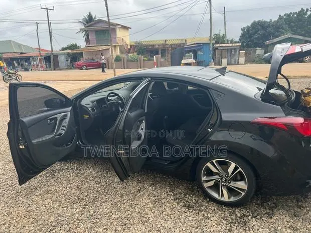 Hyundai Elantra SE 4dr Sedan (1.8L 4cyl 6A) 2015 Black · Photo 1