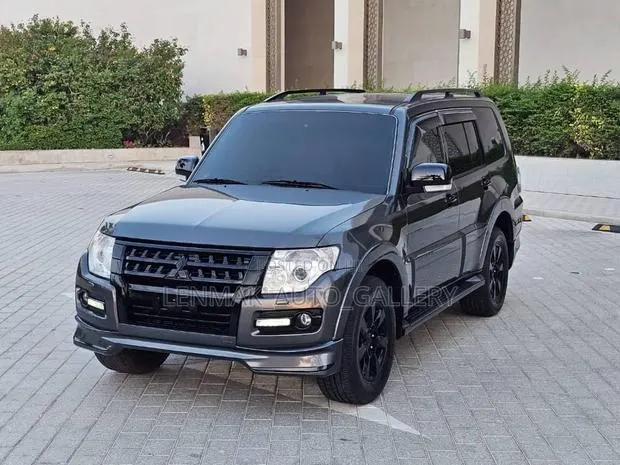 Mitsubishi Pajero 2020 Black · Photo 1