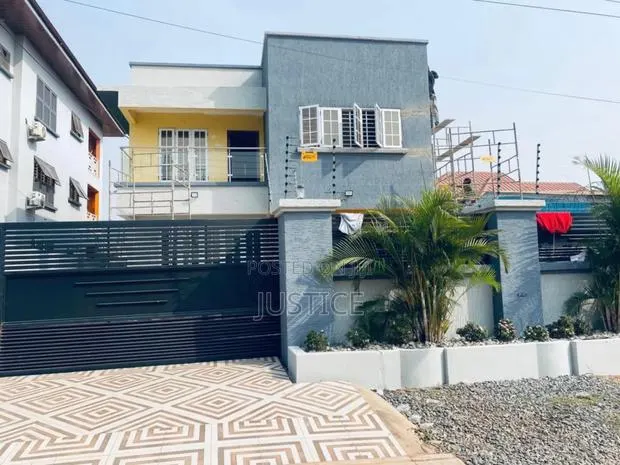 4bdrm Duplex in North Legon for rent · Photo 1