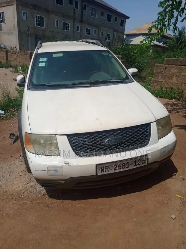 Ford Freestyle Limited 4WD 2006 White · Photo 1