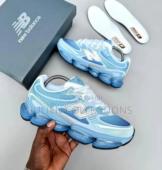 New Balance Nb 2000 Sea Blue and White · Photo 1