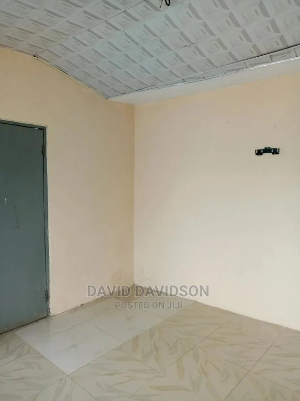 Mini Flat in Single Room Self, Tema Metropolitan for rent · Photo 1