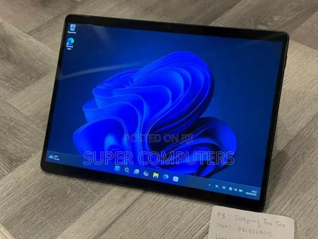 New Microsoft Surface Pro 256 GB Black · Photo 1