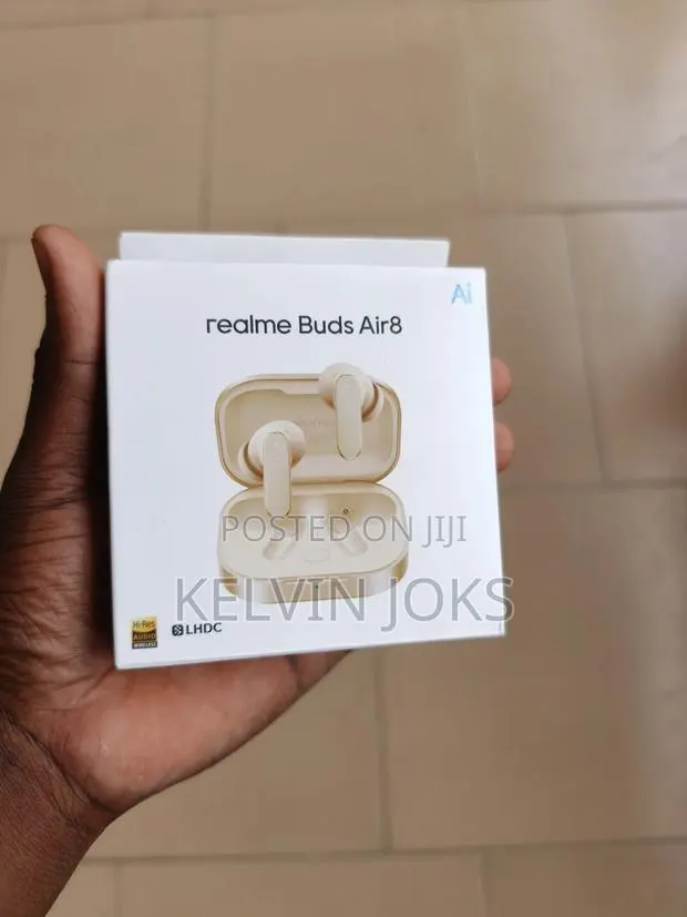 Realme Buds Air 8 · Photo 1