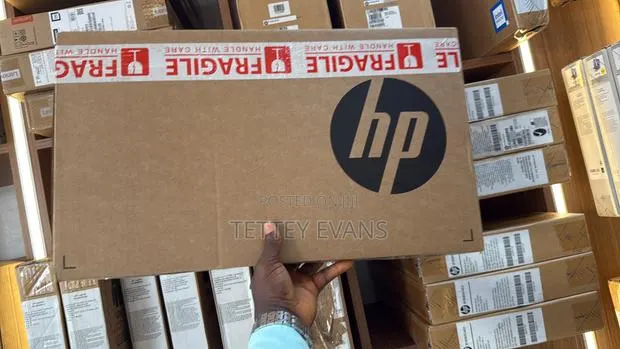 New Laptop HP Envy 15 16GB Intel Core Ultra 7 SSD 1T · Photo 1