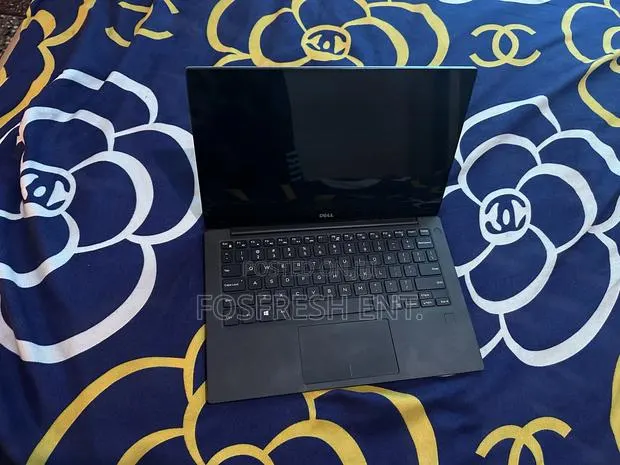 Laptop Dell XPS 13 8GB Intel Core I5 SSD 256GB · Photo 1