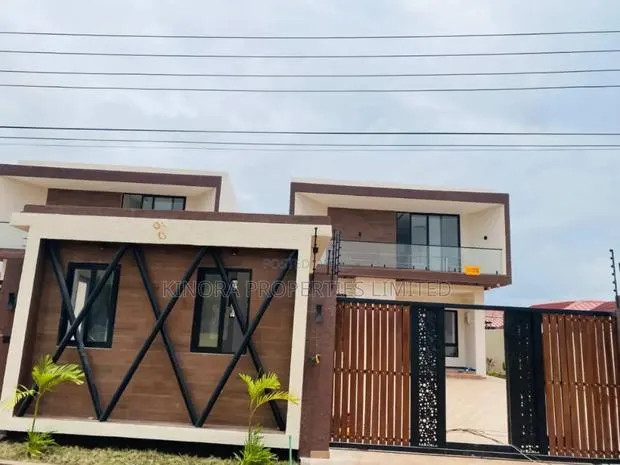 5bdrm Duplex in Oyarifa Crossing for sale · Photo 1