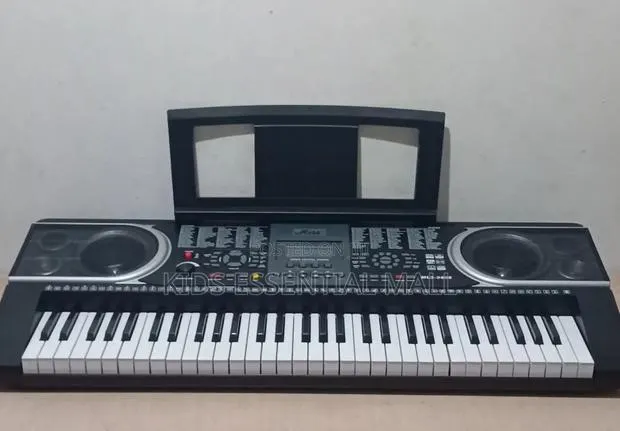 Professional Keyboard or Piano · Photo 1
