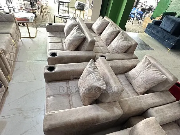 Royal Comfortable 7 Seater Sofa Set, With Comfortable Pillows · Photo 1