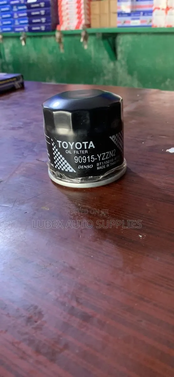 Toyota Oil Filter 90915-Yzzn2 · Photo 1