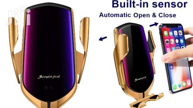 Wireless Car Phone Charger R2 Automatic Clamping Mount · Photo 2