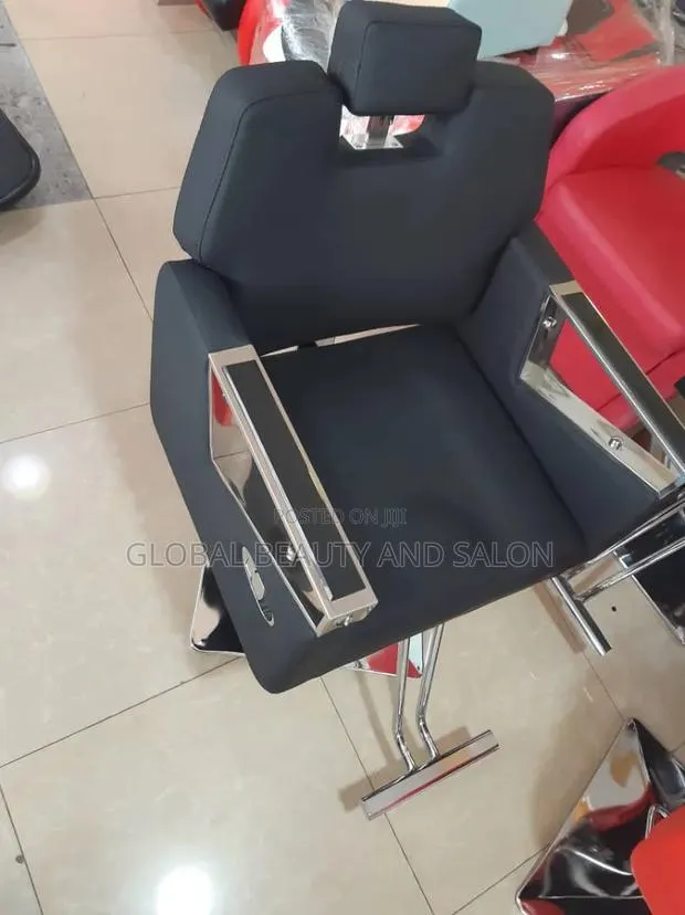 Salon and Barb Chairs · Photo 1