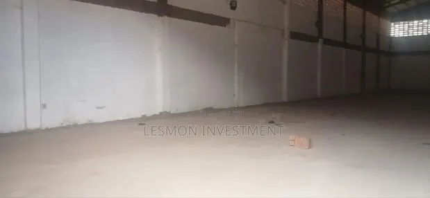 Warehouse Measuring 1500sqm for Rent Around Coca-Cola Spintex · Photo 1
