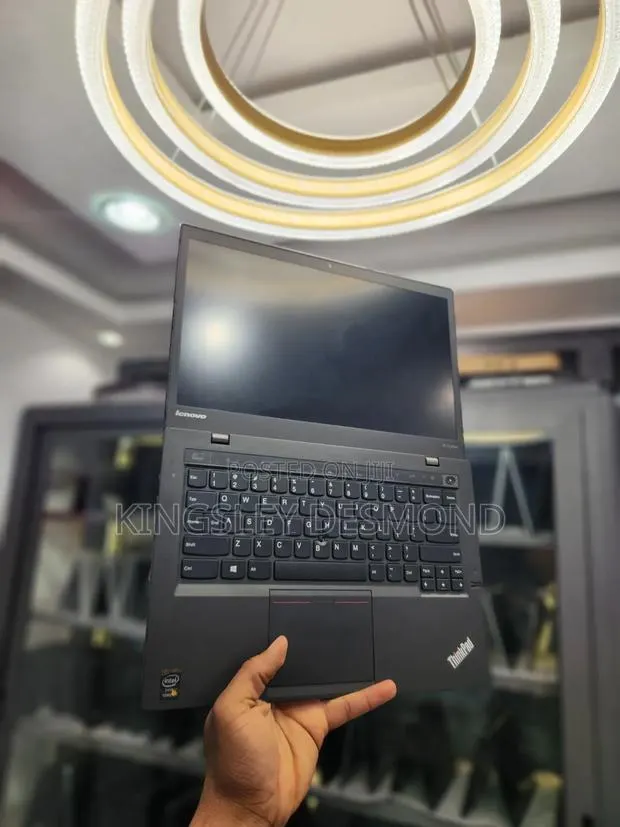 Laptop Lenovo ThinkPad X1 Carbon 8GB Intel Core i7 SSD 256GB · Photo 1