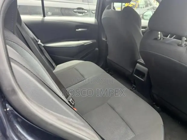 Toyota Corolla 2022 Blue · Photo 1