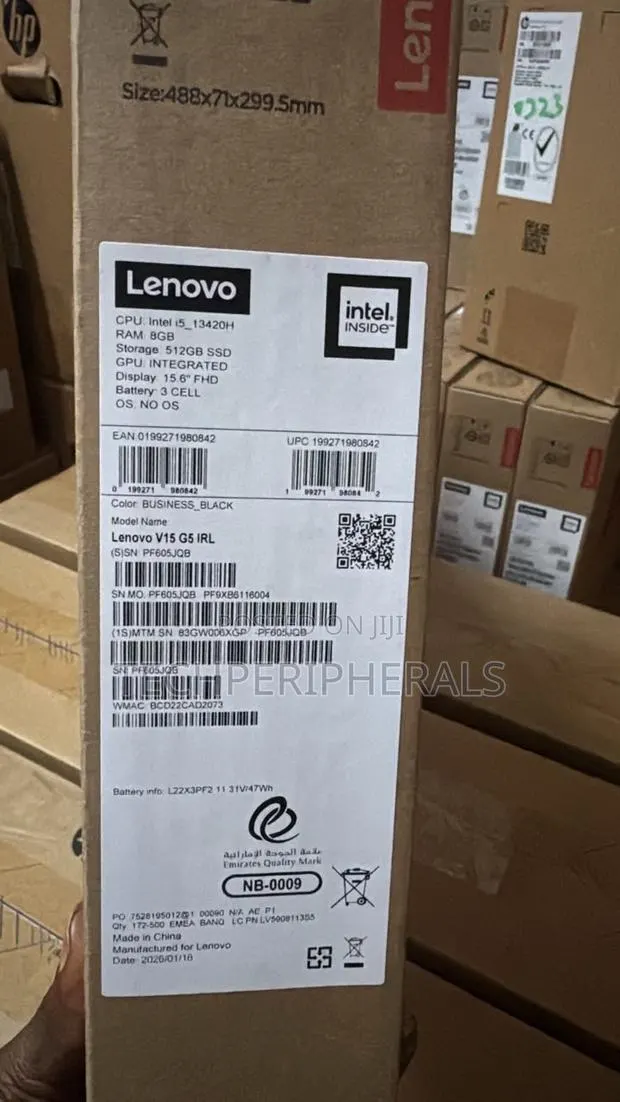 New Laptop Lenovo V15 8GB Intel Core i5 SSD 512GB · Photo 1