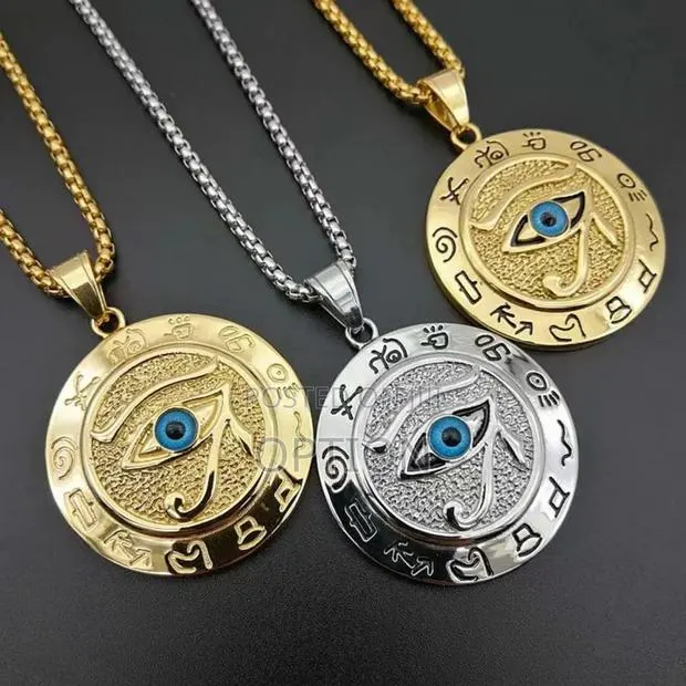 Eye of Horus Protection and Braveness Pendant · Photo 1