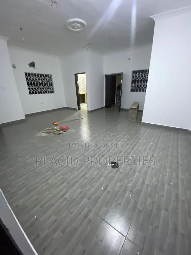 2bdrm Apartment in Ofankor for rent