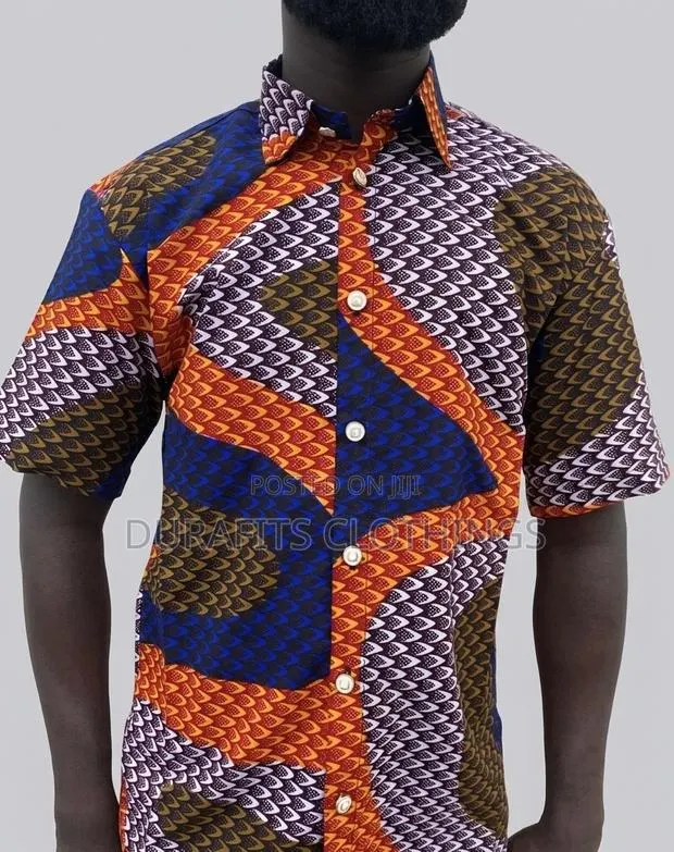 Men’s Feather Wave African Print Short-Sleeve Shirt · Photo 1