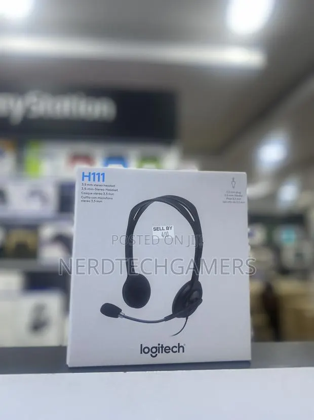 Logitech H111 Headset · Photo 1