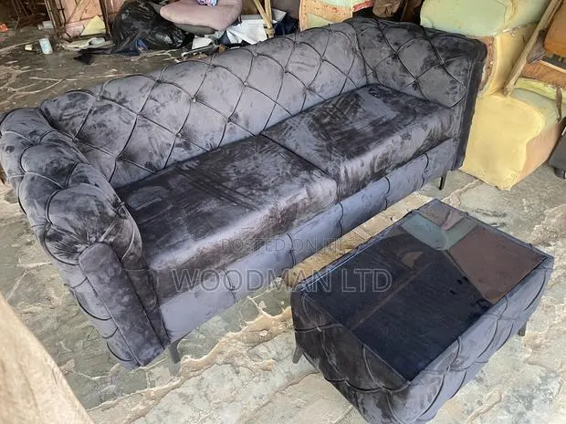 Brand New Turkish Sofa With Glass Top Center Table · Photo 1