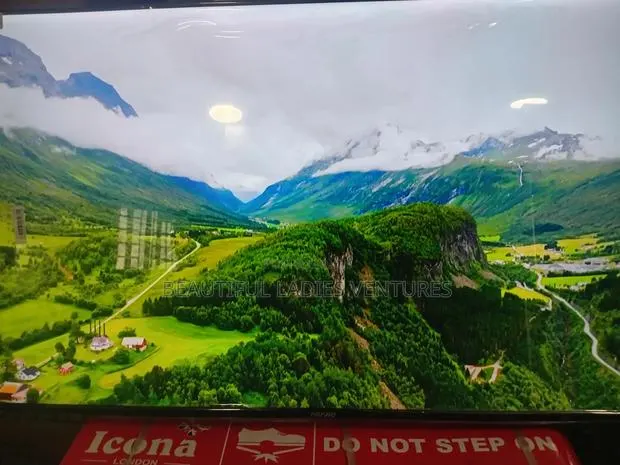 Asano 50-Inch Smart Tv – Crystal Clear Entertainment · Photo 1