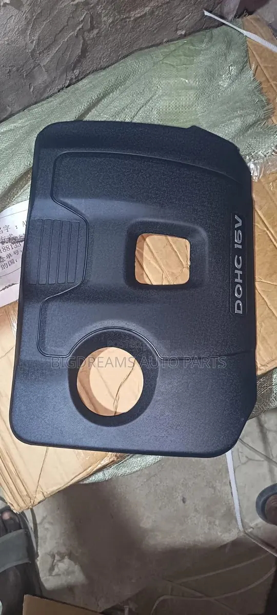 Hyundai Elantra /Kona 16-20 Top Engine Cover · Photo 1